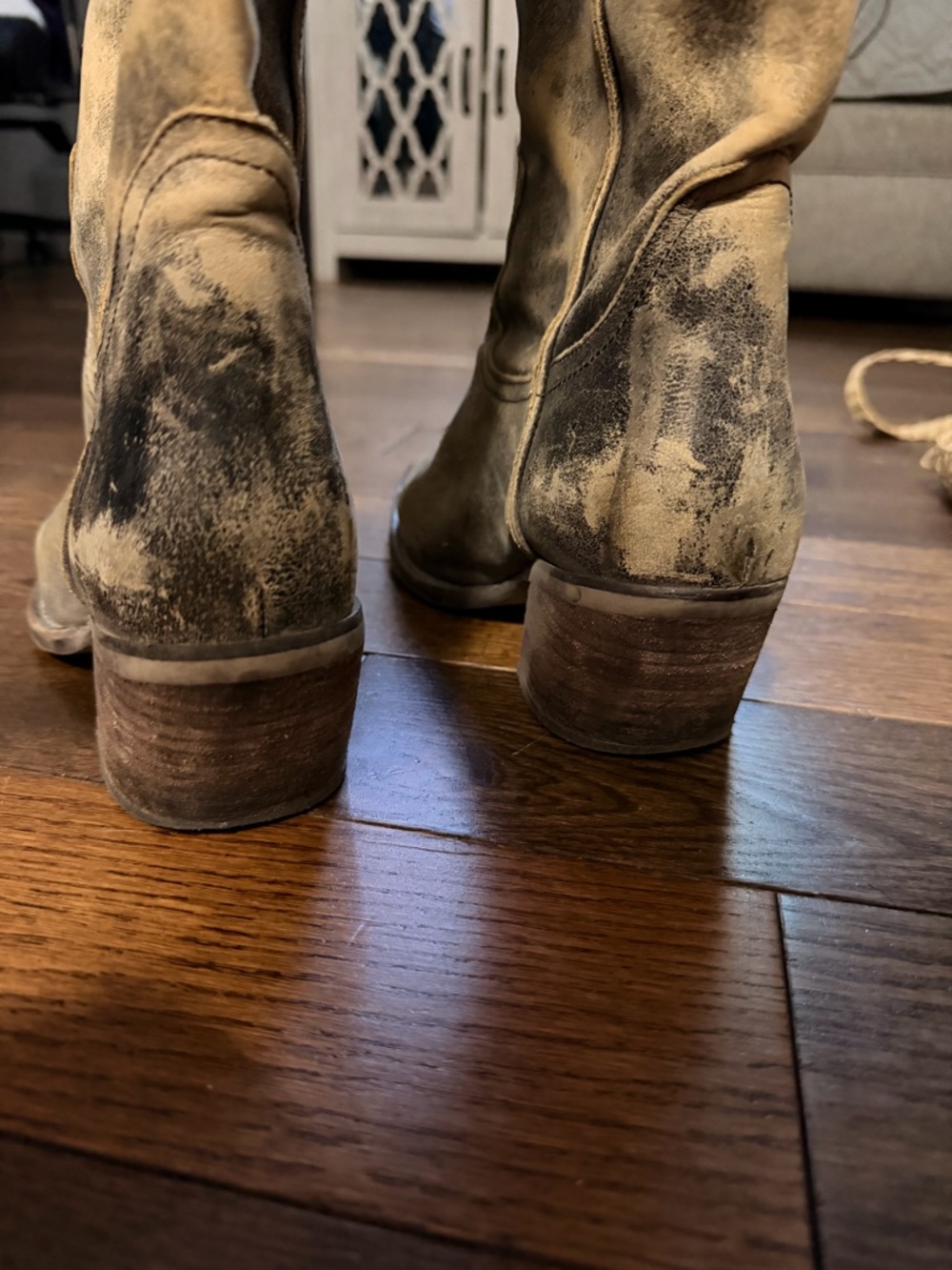 Distressed Brown Suede Western Cowboy Boots - Picture 5 of 5